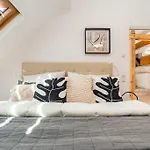 Fantastic Attic Apt With Big Terrace