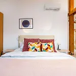 Fantastic Attic Apt With Big Terrace