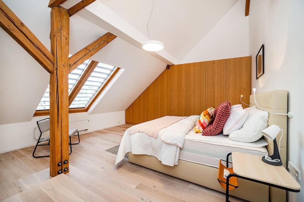 Apartment Fantastic Attic With Big Terrace