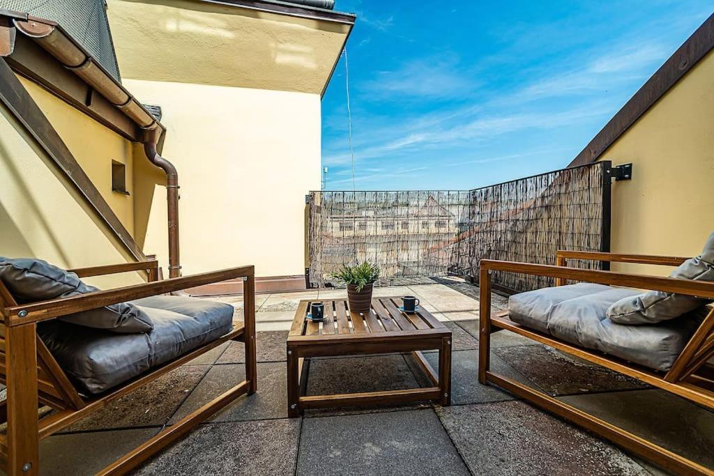 Fantastic Attic With Big Terrace Apartment Prague