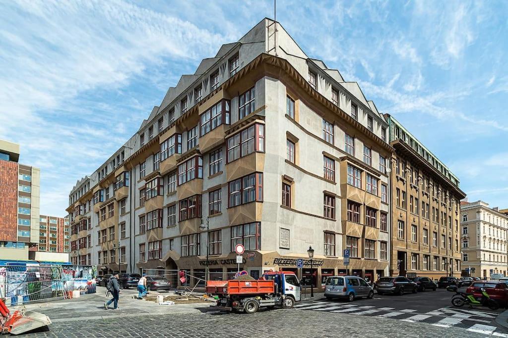 Fantastic Attic With Big Terrace Prague